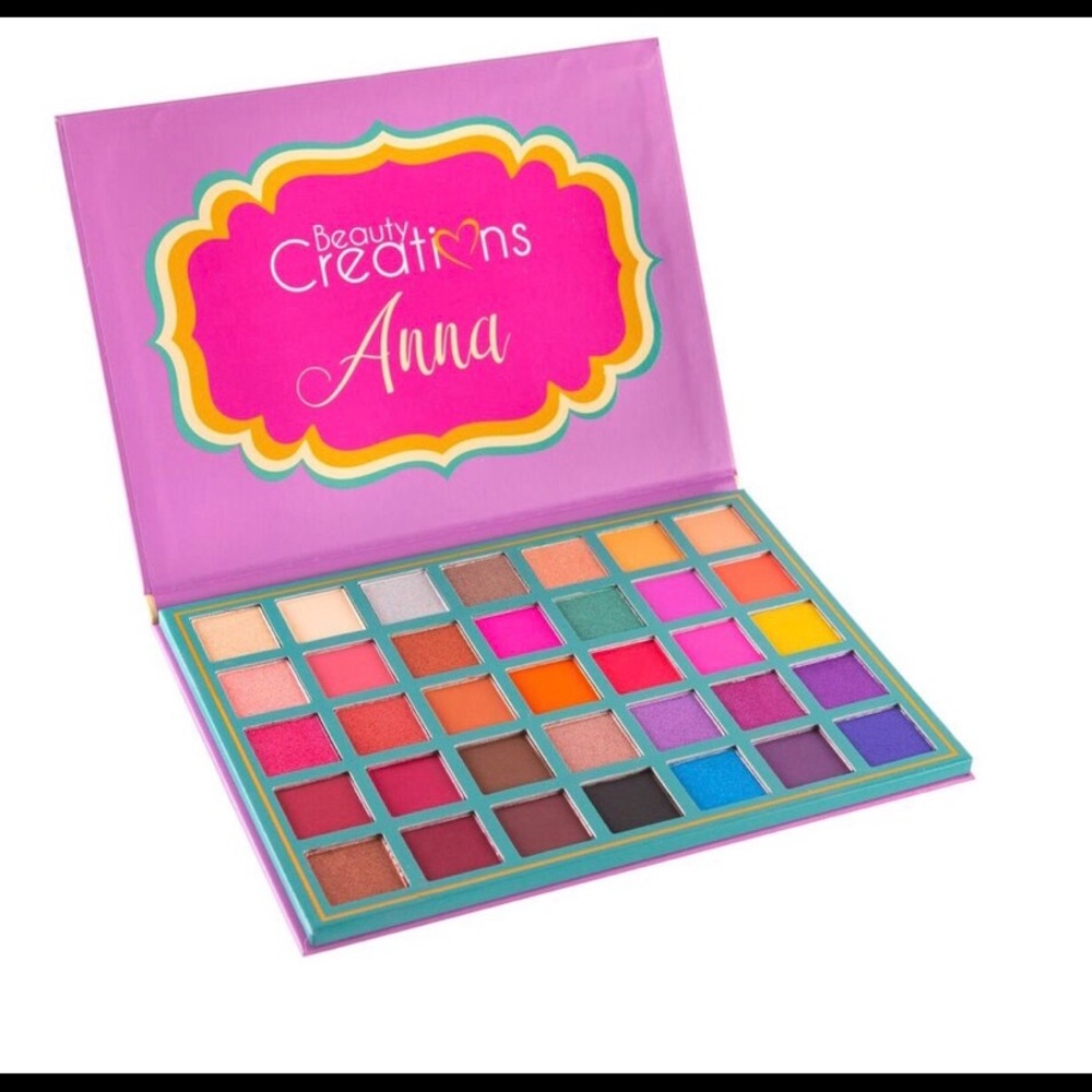 ANNA EYESHADOW PALETTE is back